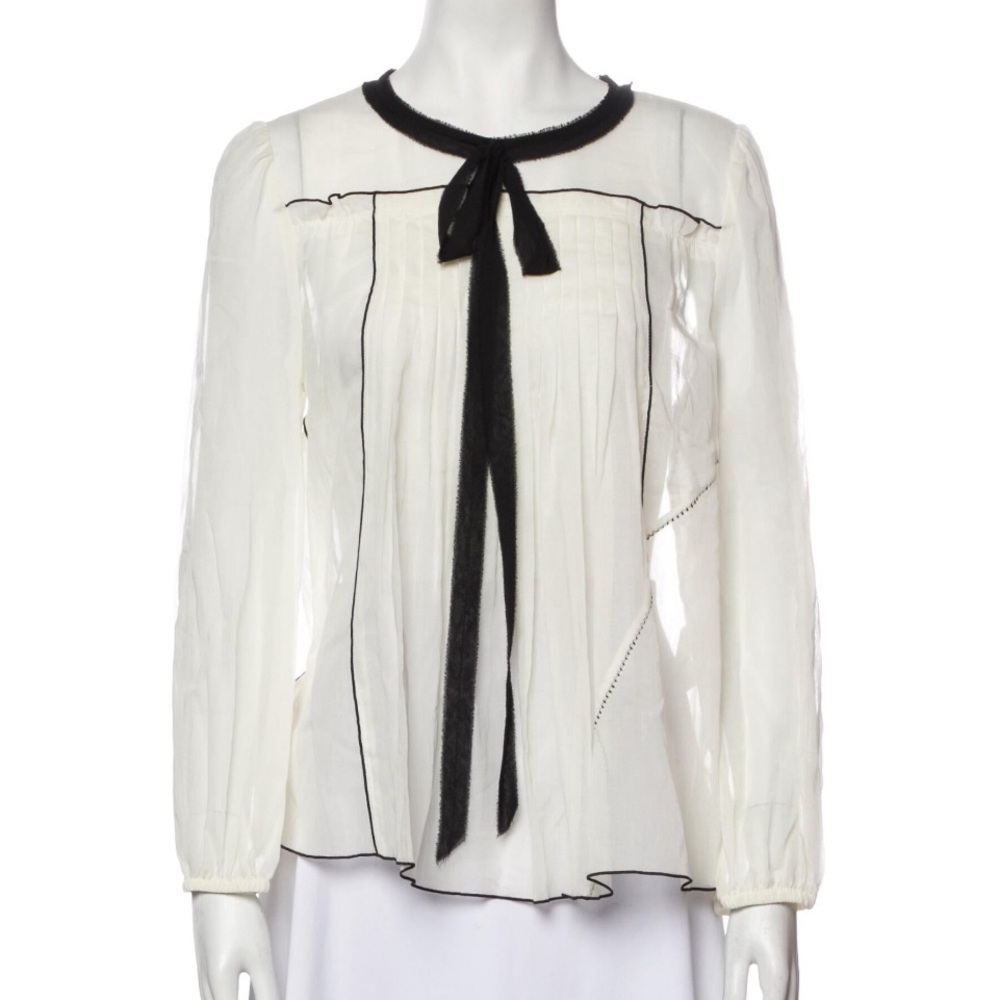 Marc Jacobs long sleeve blouse scoop neck